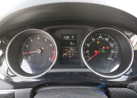 2016 Volkswagen Jetta 1.8T Sel z USA, uszkodzony, nr VIN 3VWL17AJ8GM229296